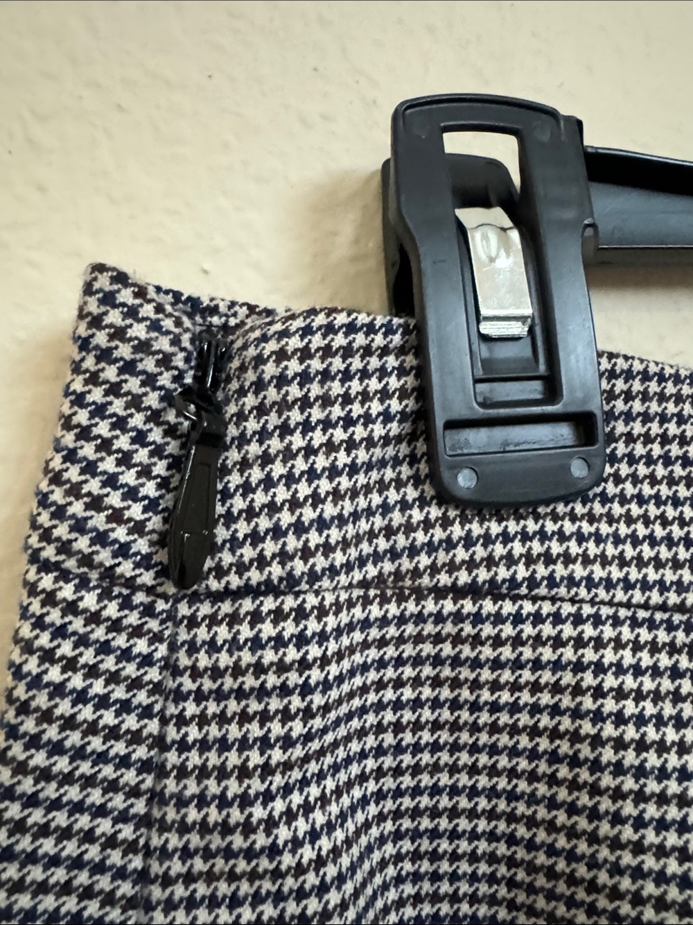 New Look Mini Skirt with Micro-Check pattern - Picture 8 of 12